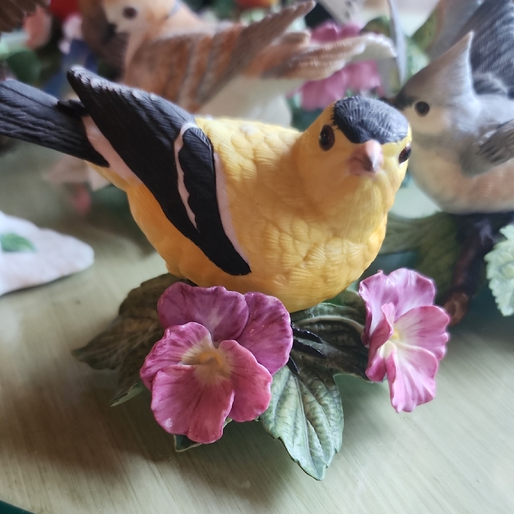 Lenox Yellow and Black Bird Figurine